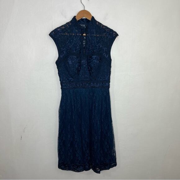 Sue Wong Navy Blue Mandarin Collar Lace Cocktail Dress Size 6 - Picture 1 of 16